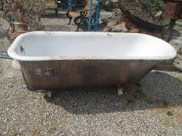 Vasche da bagno stile moderno su piedi archiproducts. Vasca Da Bagno In Ghisa Con Piedini Ra Ma