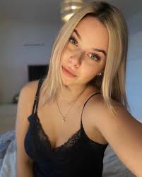 Ooof...where do we begin to unpack!? Meri and Kody were having a great  time, then Robyn showed up and killed the vibe. When she left and Kody  yelled "bye" Nathan and Meri