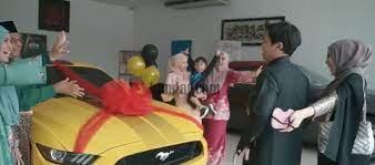 The ford mustang is an american car manufactured by ford. Cik Epal Hadiahkan Suami Kereta Ford Mustang Berharga Lebih Setengah Juta Murai My