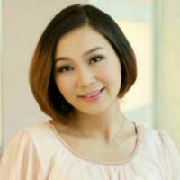 10+ "Julia Pillow" profiles