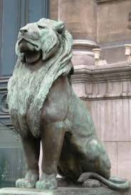 Sculptures Autour De L Hotel De Ville De Paris Sculpture Animaux L Art De Lion Statue De Dragon