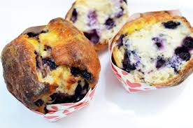 Sunt perfecte acasa sau la birou alaturi de o cana cu ceai sau lapte caldut. Briose Cu Afine Retete Culinare By Teo S Kitchen