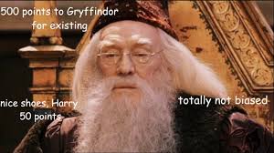 Discussione sui motivi assurdi per cui Silente diede punti extra a  Grifondoro. : r/harrypotter