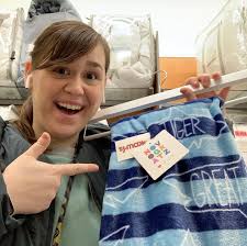 Niki Sauter (@nikidrawsthings) • Instagram photos and videos