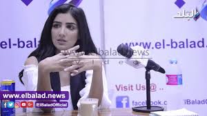 مي عمر في صورة حديثة، حيث اصبح انفها منحوتا، وللوهلة الاولى لا يمكن التعرف عليها بسهولة. Ø´Ø§Ù‡Ø¯ ØªØ¹Ù„ÙŠÙ‚ Ù…ÙŠ Ø¹Ù…Ø± Ø¹Ù„ÙŠ Ø¯ÙˆØ±Ù‡Ø§ ÙÙŠ Ø§Ù„Ø§Ø³Ø·ÙˆØ±Ø© Ø§Ù„Ø´Ø±Ù‚ÙŠØ© ØªÙˆØ¯Ø§ÙŠ