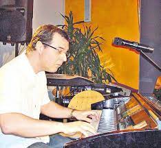 Get in touch with christian martini (@christianmartini1). Die Virtuelle Welt Trifft Die Reale