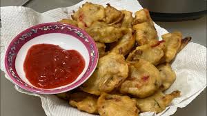 Bahan2 yang di perlukan:ikan bilis (cuci bersih), tepung gandum, bawang besar (potong dadu), daun bawang, air biasa dan air panas, minyak gorengbahan tumbuk. Resipi Bulan Puasa Cucur Ikan Bilis Yg Mudah Dan Sedap Fried Anchovies Fritters Youtube