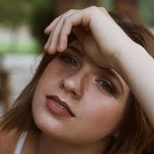 Gabrielle Barton's Instagram, Twitter & Facebook