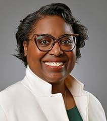 Alesha Lee's Instagram, Twitter & Facebook