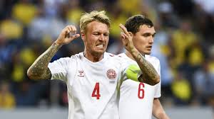 Çift, uyumlu giyim tarzlarıyla dikkat çekti. 4 Fakta Simon Kjaer Kapten Denmark Penyelamat Nyawa Christian Eriksen Kumparan Com