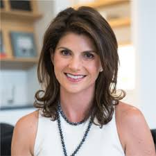 Lauren Starr's Instagram, Twitter & Facebook