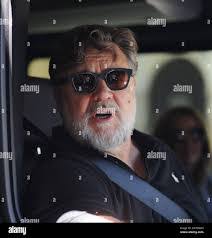 Robert Falor's Instagram, Twitter & Facebook