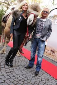 Zu carmen geiss, der ehefrau von robäärt geiss, findest du hier die biografie und bilder. 35 Die Geissens Ideen Geissens Carmen Geiss Robert Geiss