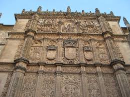 Exterior del edificio histórico de la universidad de salamanca. Day Trip Salamanca Madrid College Spot