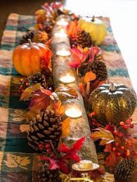Windlichter Und Kerzenhalter Im Herbst Basteln 25 Ideen Herbstliche Tischdeko Herbstliche Tischdekorationen Herbst Dekoration