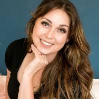 Danielle Allred's Instagram, Twitter & Facebook