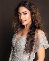 1 surbhi chandna biography, age, height, family, salary. Surbhi Chandna Wiki Age Height Family Boyfriend Biography More