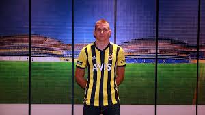 Attila szalai formasını giydiği takımlardaki tüm performansını, gollerini ve son güncel verilerini bu sayfada tüm performans değişikliğini attila szalai oyuncu performansı sayfasından takip edin. Fenerbahcemize Hos Geldin Attila Szalai Fenerbahce Spor Kulubu