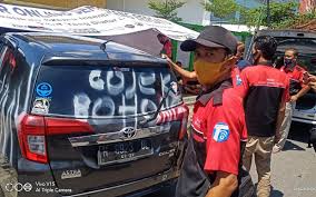 Banyak sekali penyebab baterai yang tiba tiba hilang antara lain bisa karena virus, hardware yang untuk solusinya kalian bisa download driver booster 6 disini, dengan driver booster kalian bisa tau. Super Mudah 6 Cara Hilangkan Baret Mobil Di Rumah Otomotif Bisnis Com