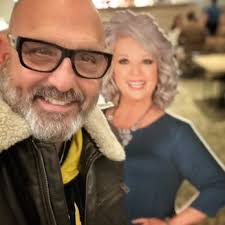 PAULA DEEN'S FAMILY KITCHEN