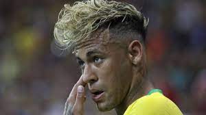 Die seiten abrasiert und obendrauf ein etwas längerer irokese: Neymar Und Sein Spaghetti Look Stars