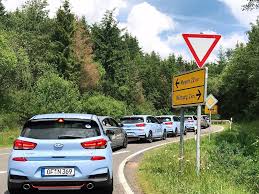 Selama lebih dari seminggu, bangladesh dicekam unjuk rasa massal yang dipicu oleh kematian dua bocah dalam suatu kecelakaan lalu lintas. Verena Mei Di Twitter Flashback To Last Friday In Germany My Day Started With Hyundai Taking Us To An Airfield To Drive The I30n For The First Time At The Hyundai