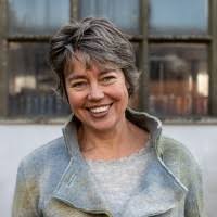 600+ "Bibi" profiles