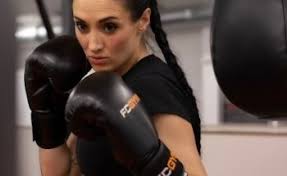 Fitnessworks, London: Opening Hours, Price and Opinions