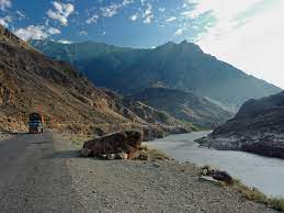 File:Karakoram Highway near Sazin.jpg - Wikipedia