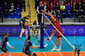 Défaite du cvb52 face à pérouse en quart de finale de la ligue des champions. Volley Chaumont Elimine De La Ligue Des Champions Video Les Kopkids