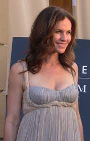 Amy Brenneman - Wikipedia