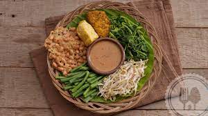 Beberapa sajian pecel sayur seperti pecel pincuk, pecel madiun, atau pecel semanggi dari surabaya biasanya terdiri dari lalapan rebus dengan sambal kacang dihidangkan dalam daun pisang. Resep Pecel Youtube