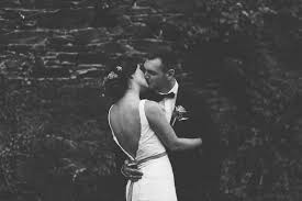 Sind sie burg pyrmont aus 56754 roes und unter der rufnummer +49 (0) 2672 2345 sowie in der branche hochzeit location roes bei uns gelistet? Vintage Hochzeit Auf Burg Pyrmont Heiraten Mit Braut De