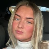 90+ "Ella O'brien" profiles