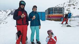 Leicht bis auf 1800 m ü. Skifahren In Coronazeiten Die Reportage Von Der Bettmeralp