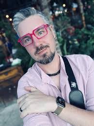 Justin Murdock's Instagram, Twitter & Facebook