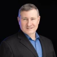 Eric Bross's Instagram, Twitter & Facebook