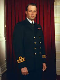 Gratulerer med dagen kong harald happy 82nd birthday to king harald v of norway the king is the great grandson norwegian royalty royal. Jens Stoltenberg Jensstoltenbergnatoognorge Profil Pinterest