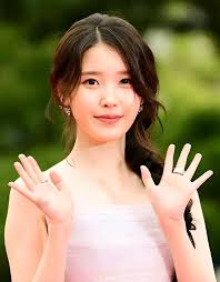 IU Lee Ji Eun ❤❤ #iU_leejieun #IU #UAENA #dlwlrma  #whenlifegivesyoutangerine #hoteldeluna #moonloverscarletheartryeo  #dreamhigh