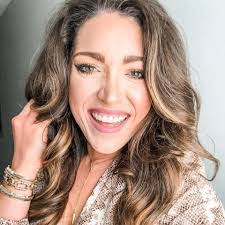 Melissa Mclemore's Instagram, Twitter & Facebook