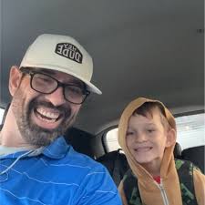 I am thrilled to announce that I am starting a new career at Magnitech as  an Account Executive! I've always been in a sales role in some capacity,  and this opportunity seemed