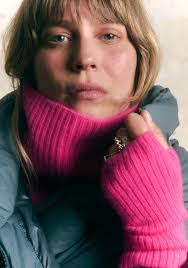 Rose Koon's Instagram, Twitter & Facebook