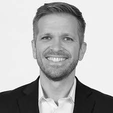 Dane Nielsen's Instagram, Twitter & Facebook