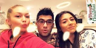 FOTO] So Sweet, Keluarga Gigi Hadid & Zayn Malik Habiskan Waktu Bersama