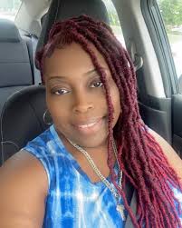 Tara Wright's Instagram, Twitter & Facebook