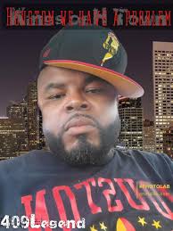 Hey (with the intention of getting kicked out of Applebee's with you)