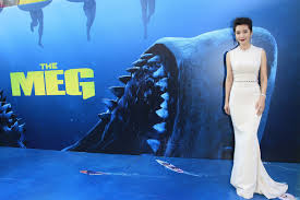 With jason statham, bingbing li, rainn wilson, cliff curtis. Giant Shark Film The Meg Engineered For China Is An Unexpected Us 141 Million Monster At The Box Office South China Morning Post