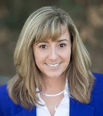 RE/MAX REALTY SPECIALISTS-CHARLOTTESVILLE in Charlottesville, VA