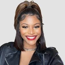 Carmela Foster's Instagram, Twitter & Facebook