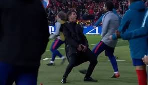 | تتكلم العربية؟ تابعنا على @atletiarab. Atletico Madrid Trainer Diego Simeone Exklusiv Die Kritik An Lionel Messi Ist Nicht Fair
